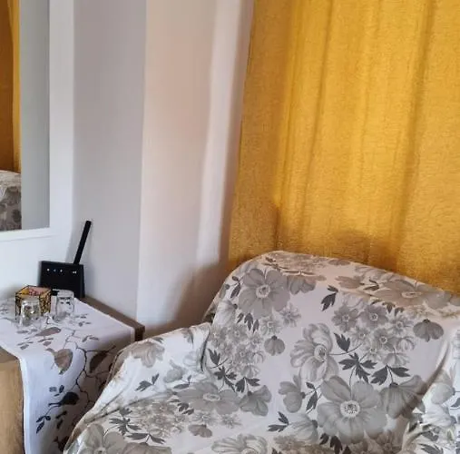 Diamanti Πανσιόν 3*